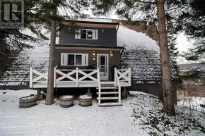 Mountain Hideaway Cottage